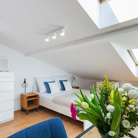 Native Czysta 5i9 Apartment Krakow