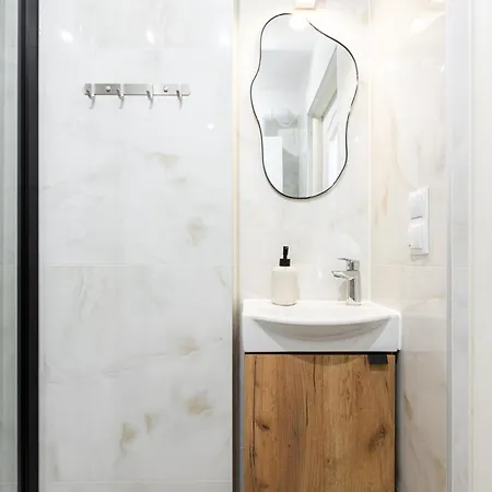 Apartment Native Czysta 5i9